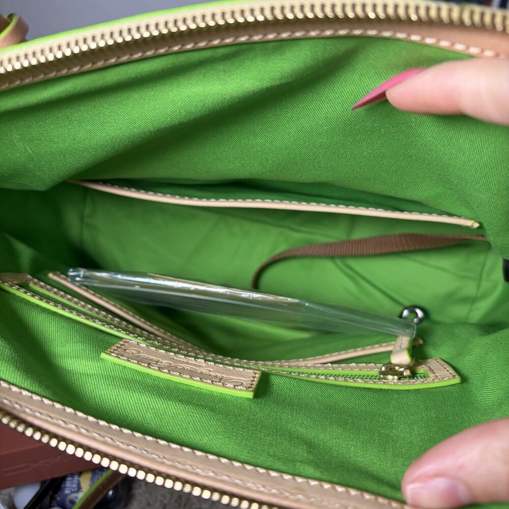 New Disney Dooney & Bourke Sidekicks Passholder Satchel Bag - Picture 8 of 9